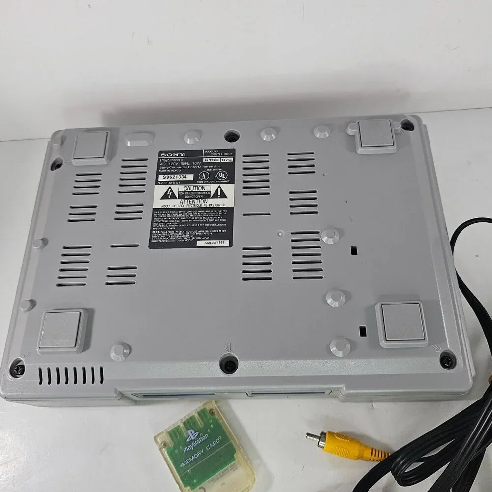 Sony PlayStation SCPH-9001 Console With Controller Memory Card Cables PS1 - Picture 11 of 11